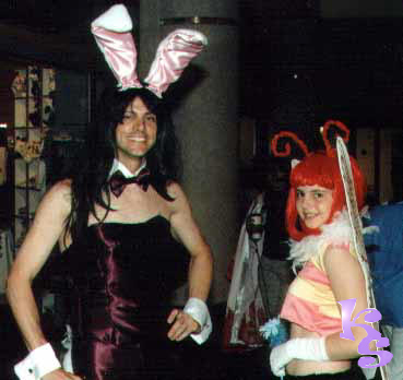 Gecko ((Bunny)) and Minako ((Butterfly))... wow, I look 5 next to a 6 foot tall guy in heels! >.<